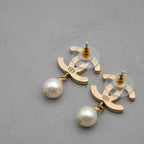 Pendientes Chanel CC Esmalte Rosa y Perla Colgante