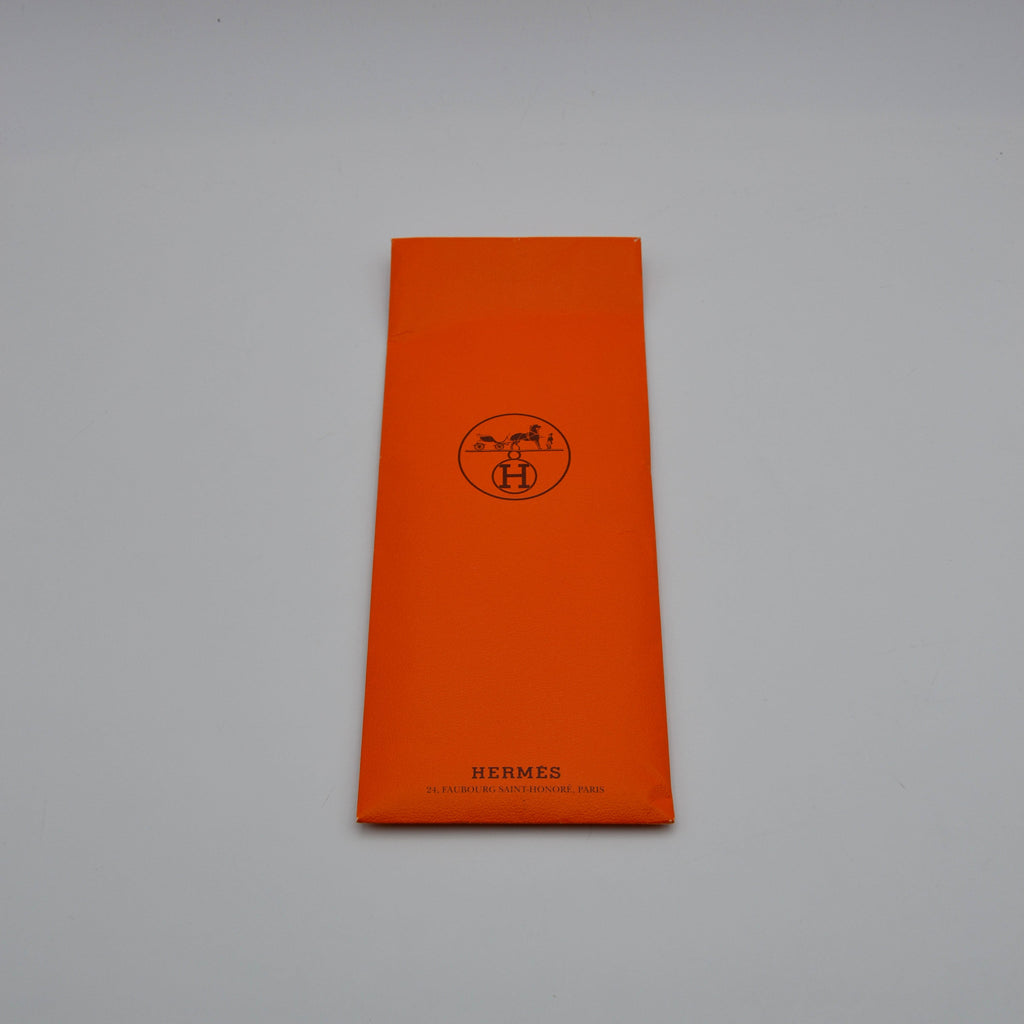 Hermès Carré 90 « Feux De Route »