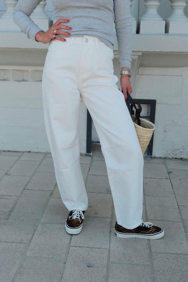 Vaqueros Balthazar balloon blancos