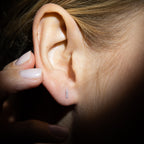 "Precious Barrette" Earrings D0.03/12 - 375/1000 White Gold