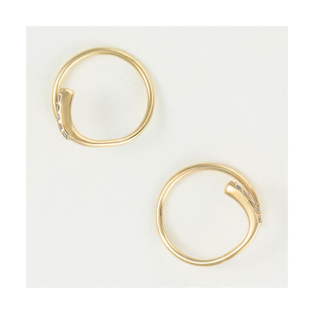 Pendientes “Pretty Diamond Tourbillon” D0.03/10 – Oro amarillo 375/1000