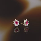 Boucles D'Oreilles "Marguerite Rubis" 0,23Ct/2