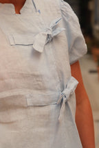 Blusa Célestine de lino azul cielo