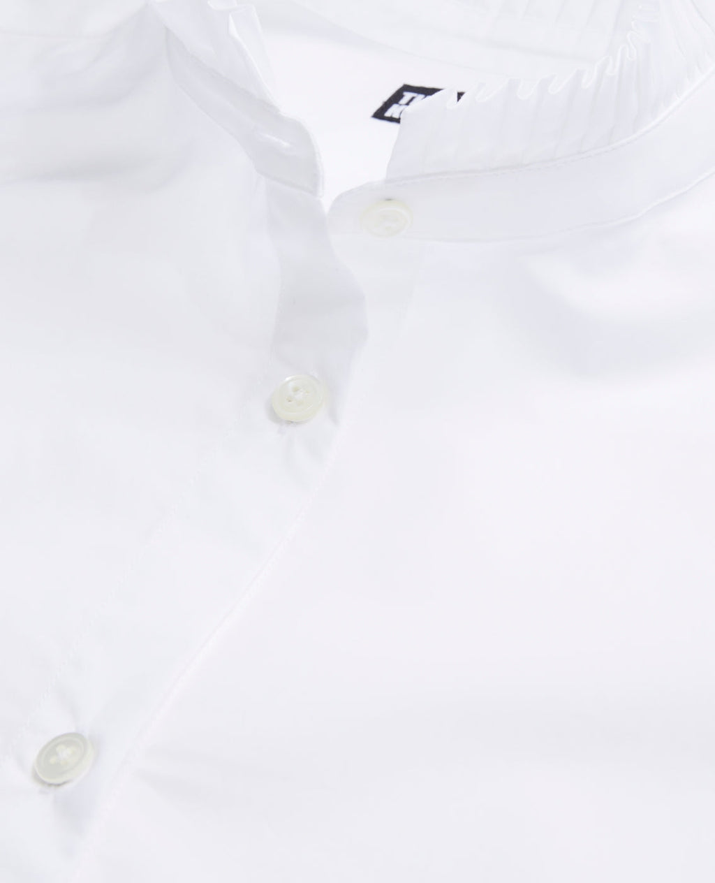 Camisa de manga larga con detalle de cuello plisado - Mujer