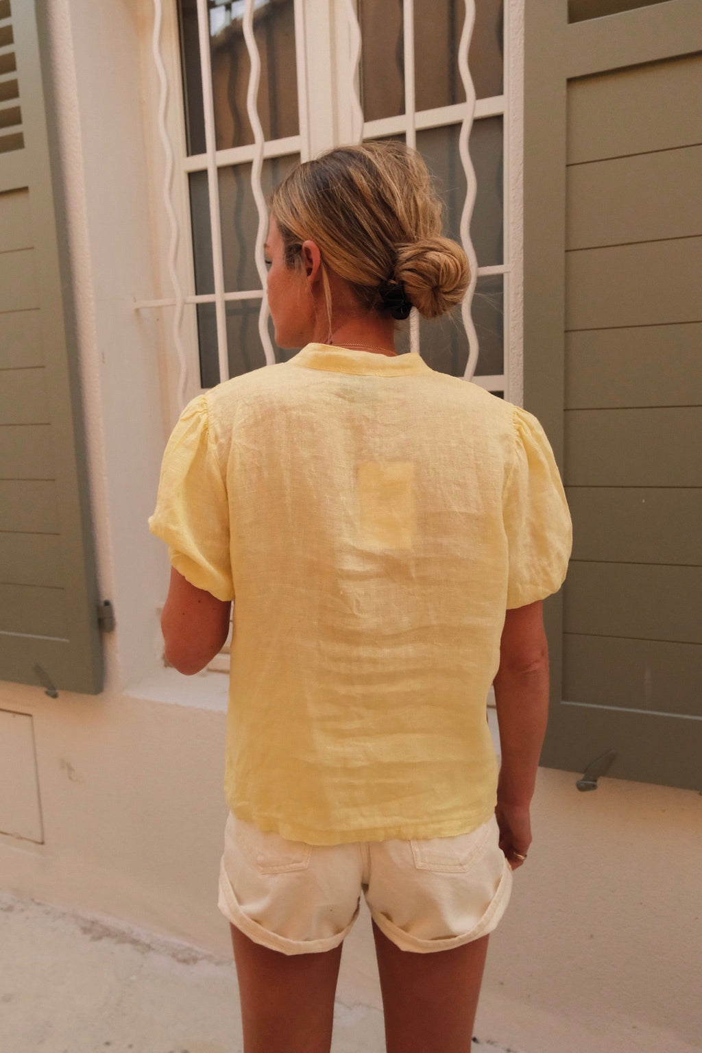 Blusa Célestine de lino amarilla