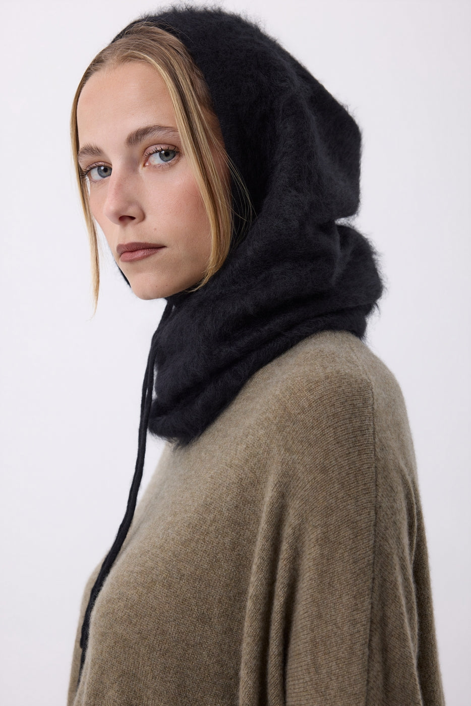 Balaclava – Brushed Cashmere Feather - Zwart - Unisex