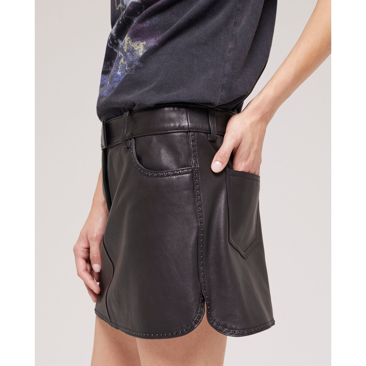 Minifalda de piel de cordero - Negro - Mujer
