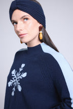 Trui met opstaande kraag en grote sneeuwvlok Flora - Marineblauw en hemelsblauw - Dames - 100% kasjmier