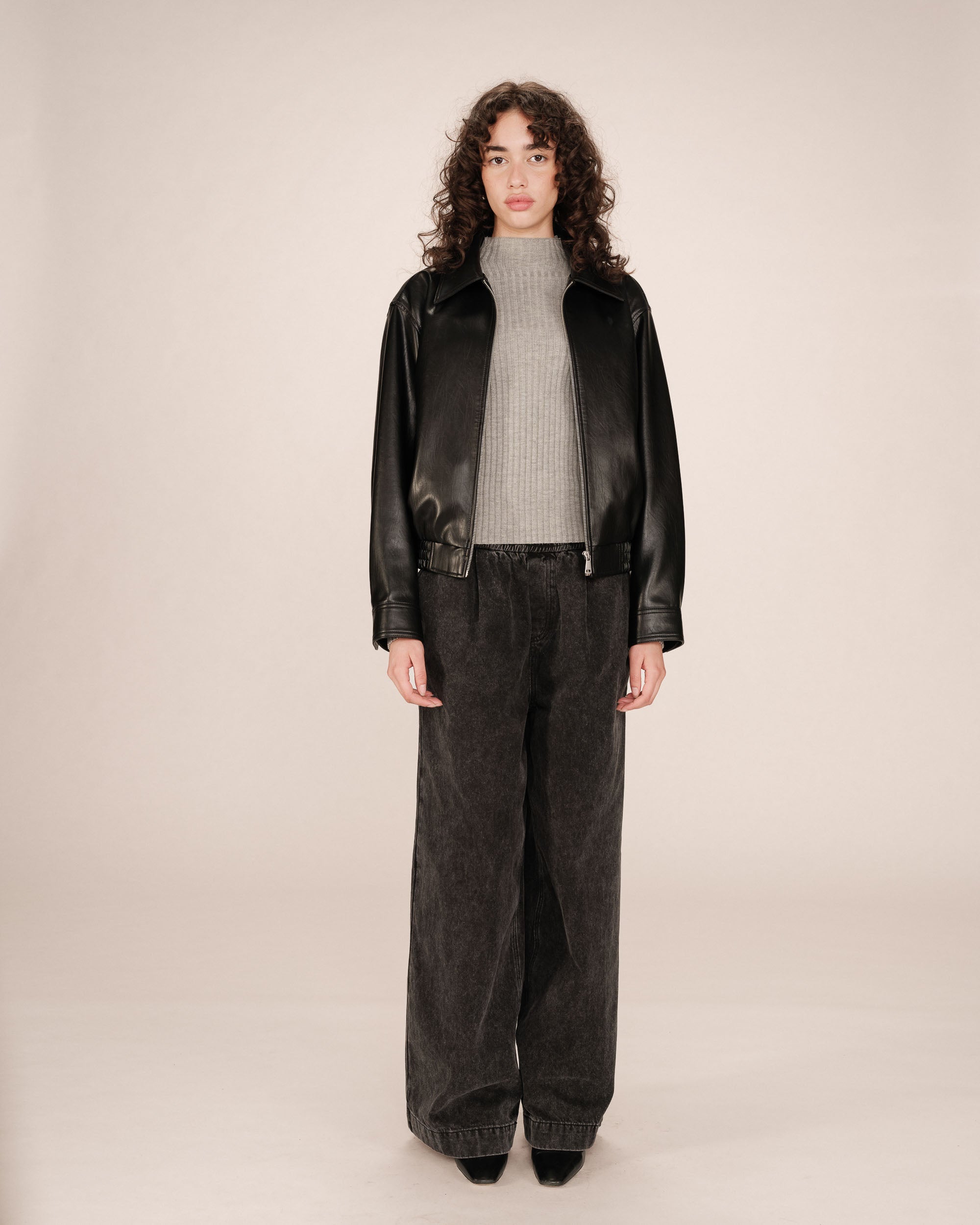 Sunisa Black Jacket