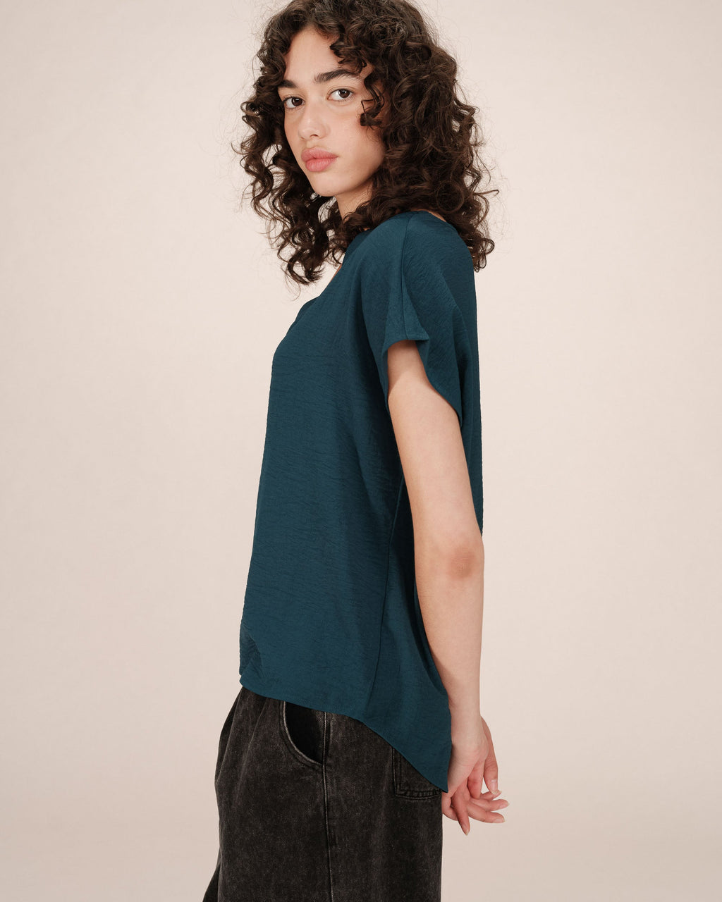 Fluid V-Neck Top Emerald Season