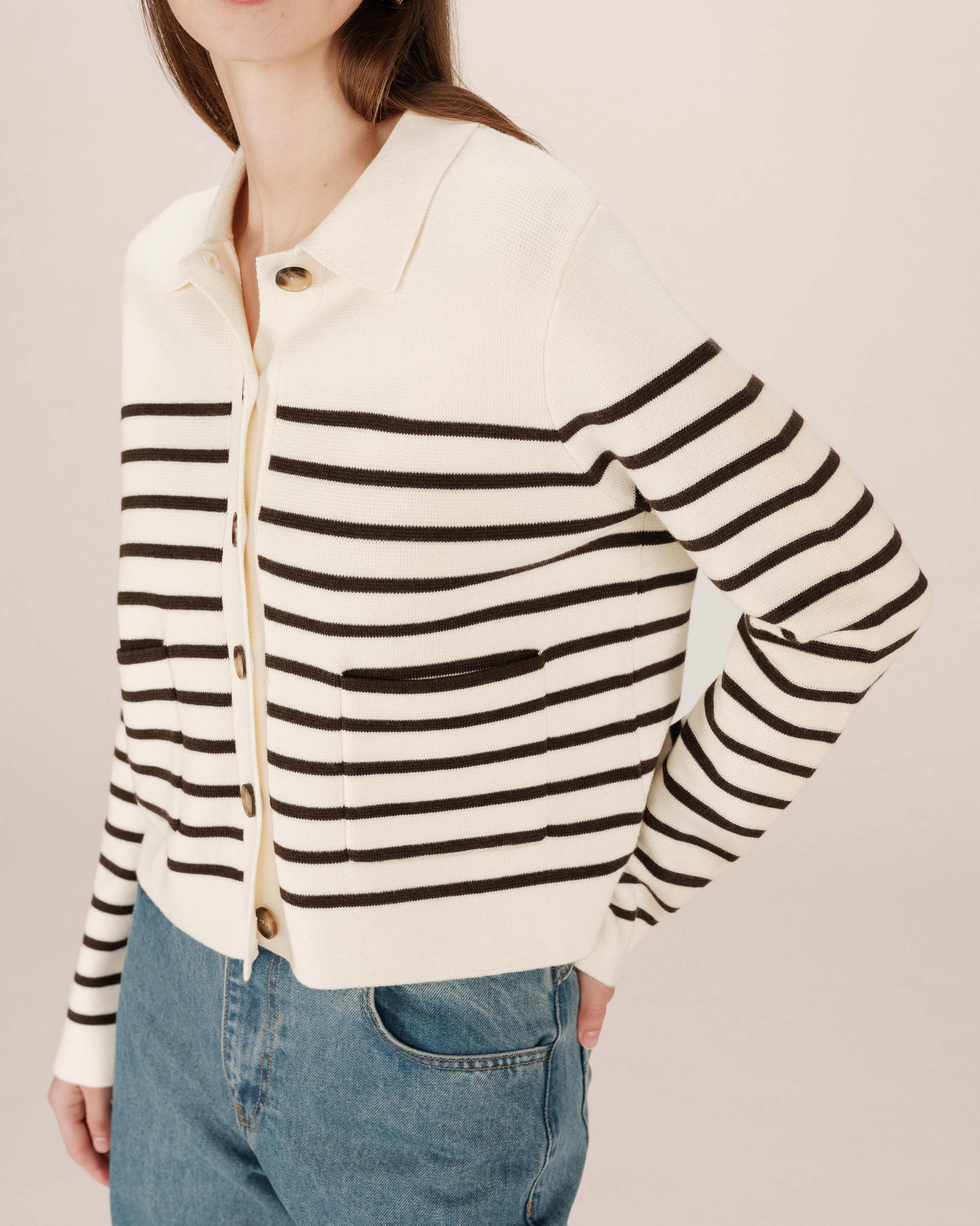 Buttoned Ecru Cardigan Sailor