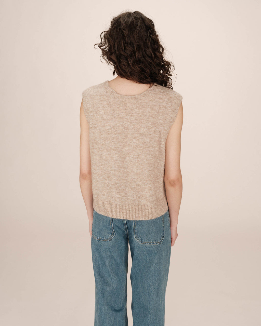 Beige Sleeveless Cardigan Santa