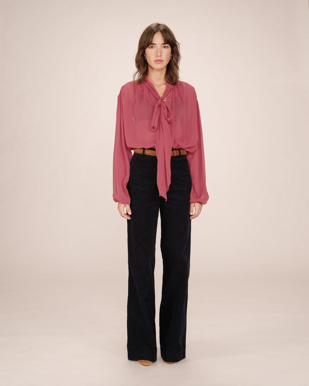 Blusa Cuello Lavallière Blush Splendide
