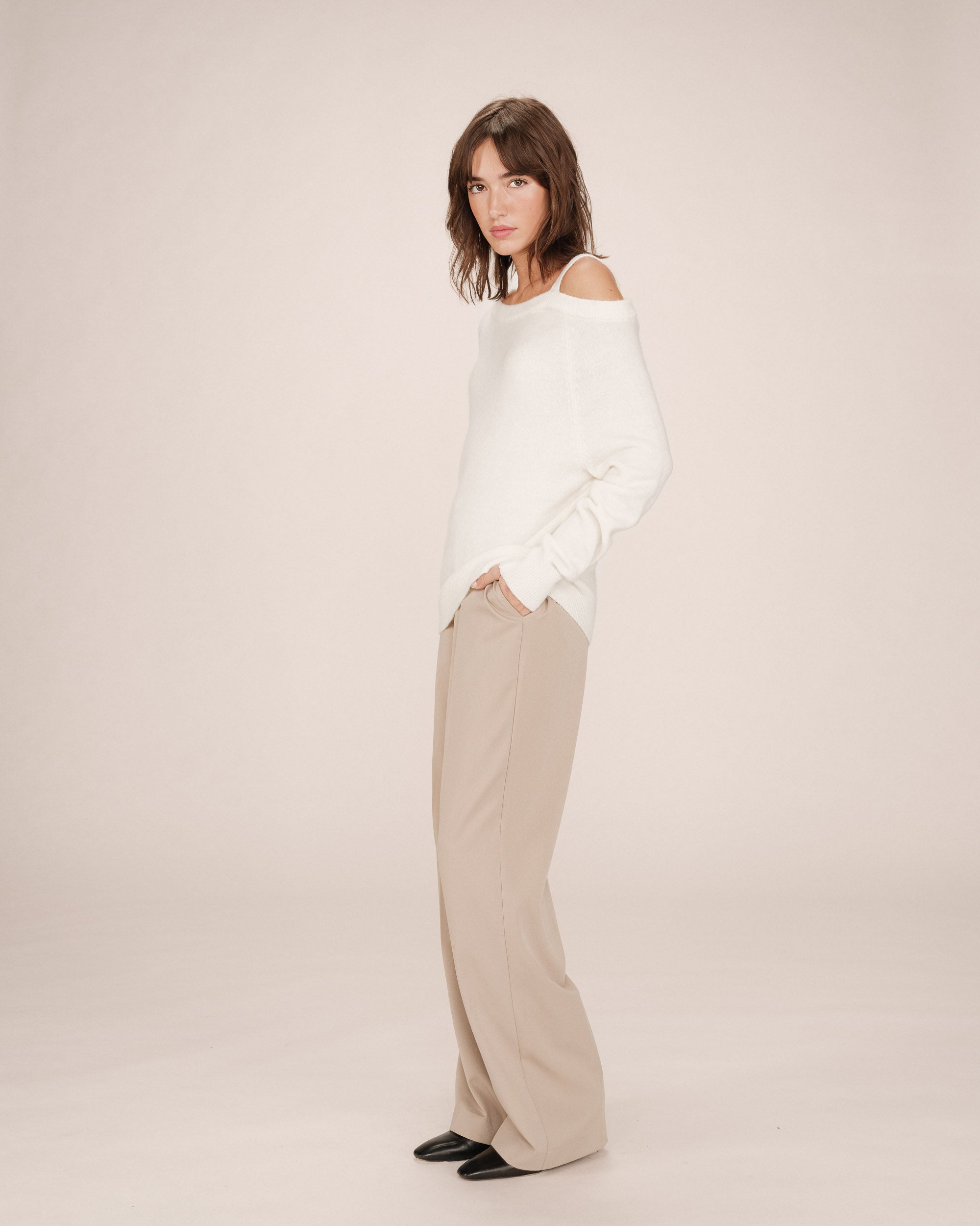 Asymmetric Jumper Ivory Samantha