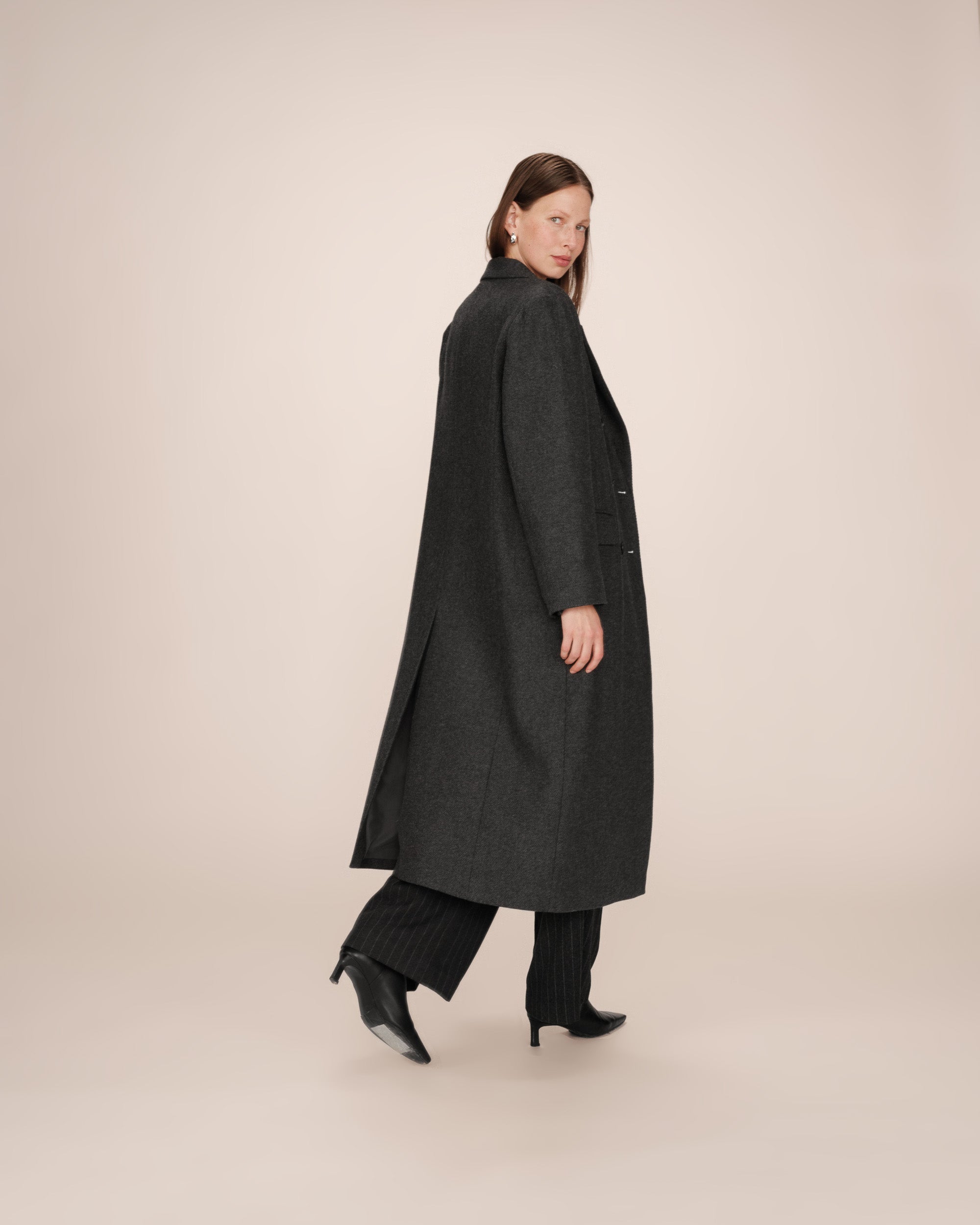 Anthracite Coat Smith