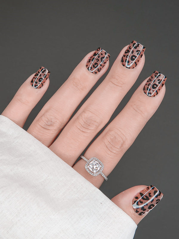 Faux Ongles - Feline