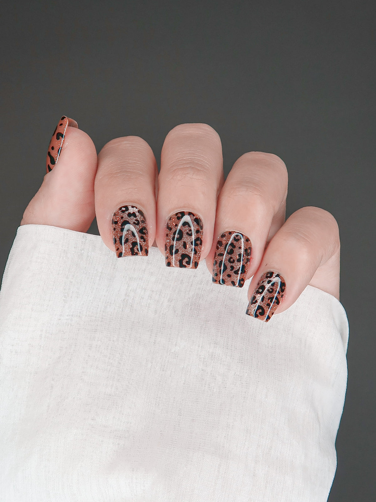Faux Ongles - Feline