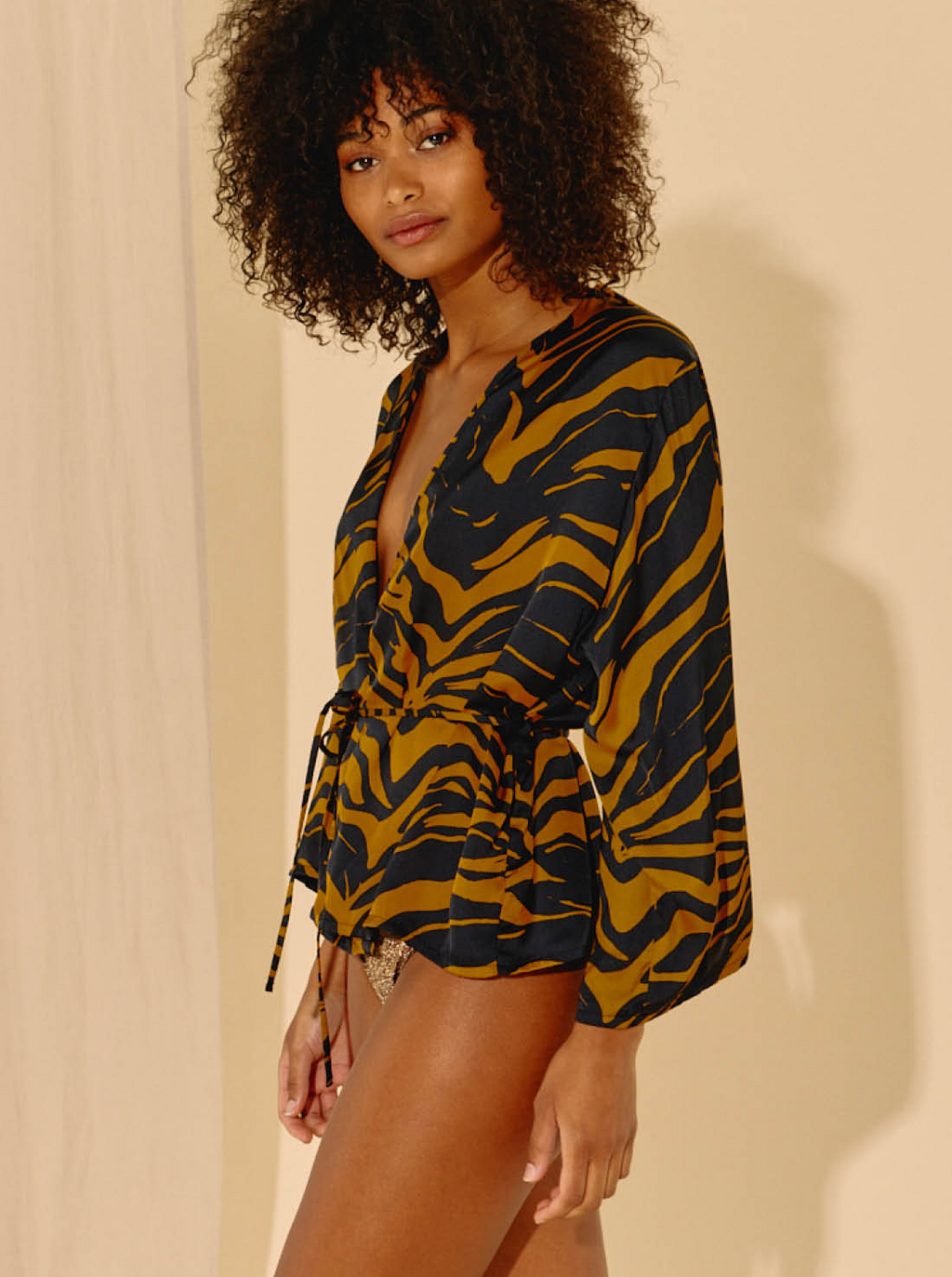 Hot Tiger short kimono