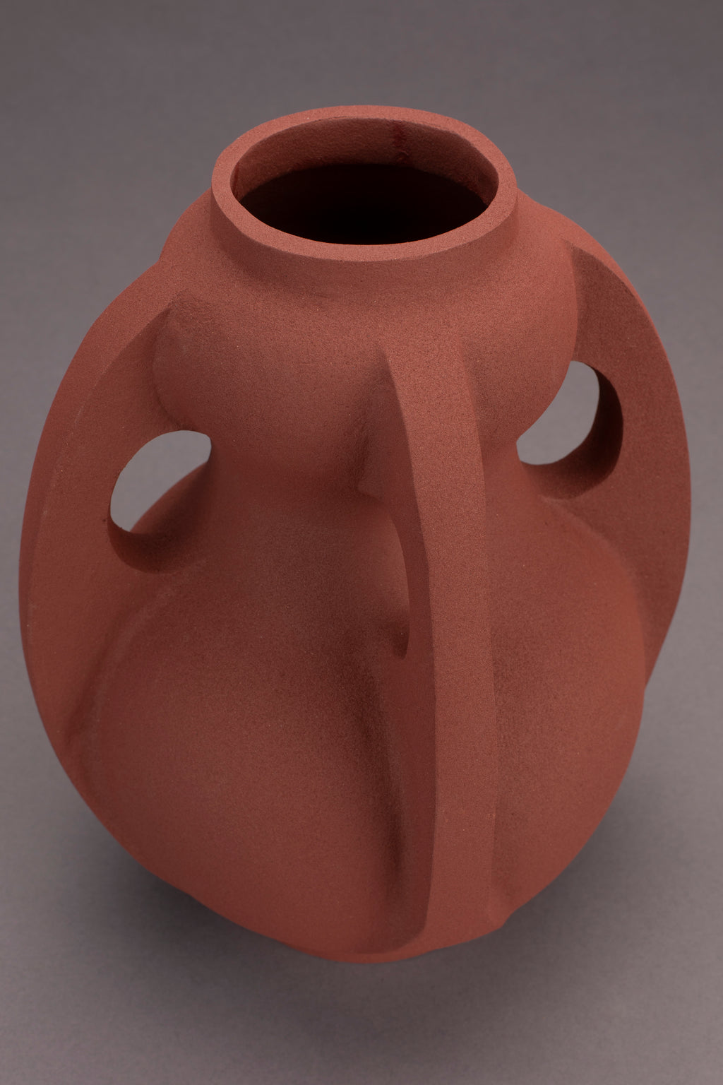 Thiago M - Vase - Aluminium - Rouge Terracotta