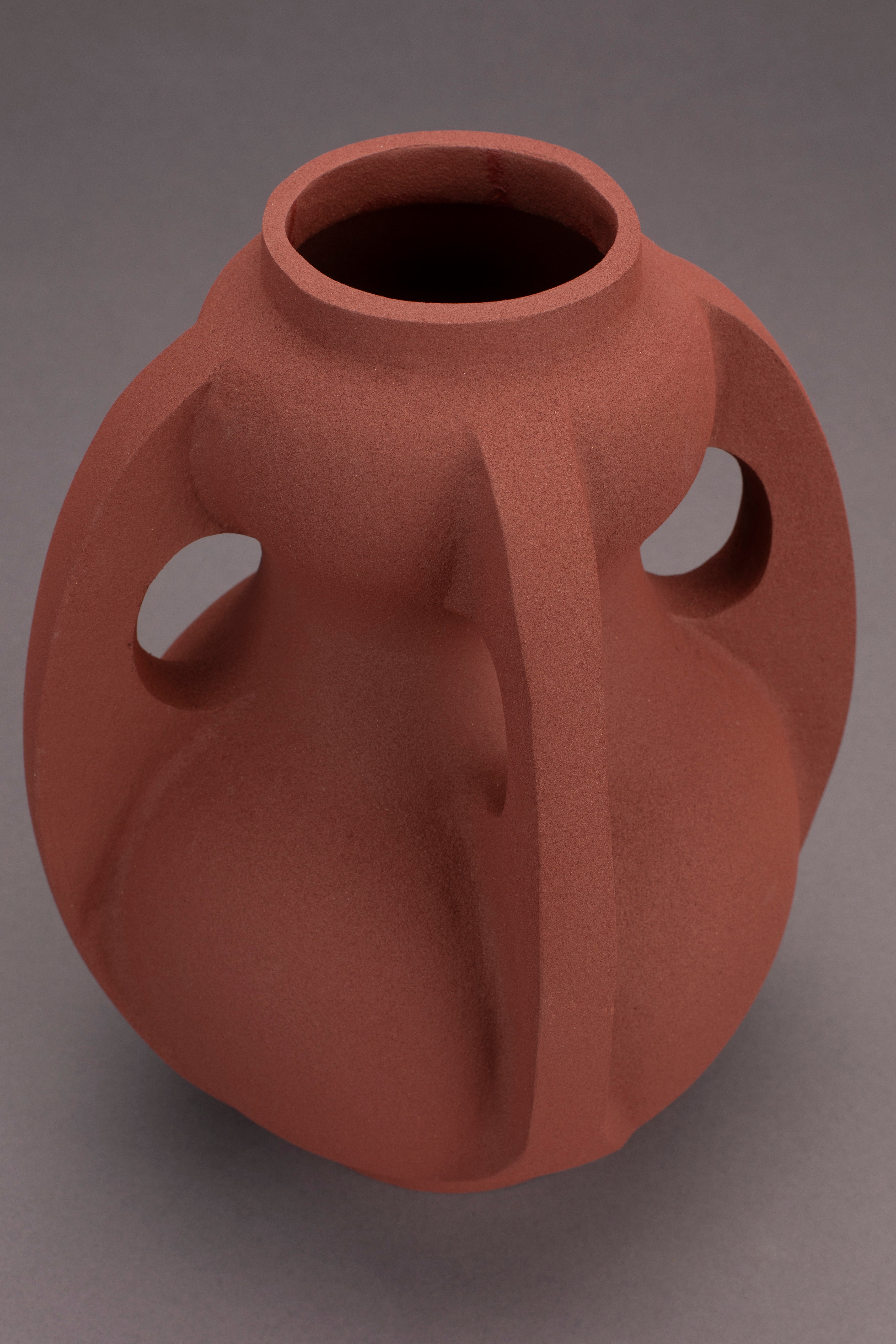 Thiago M - Vase - Aluminium - Rouge Terracotta