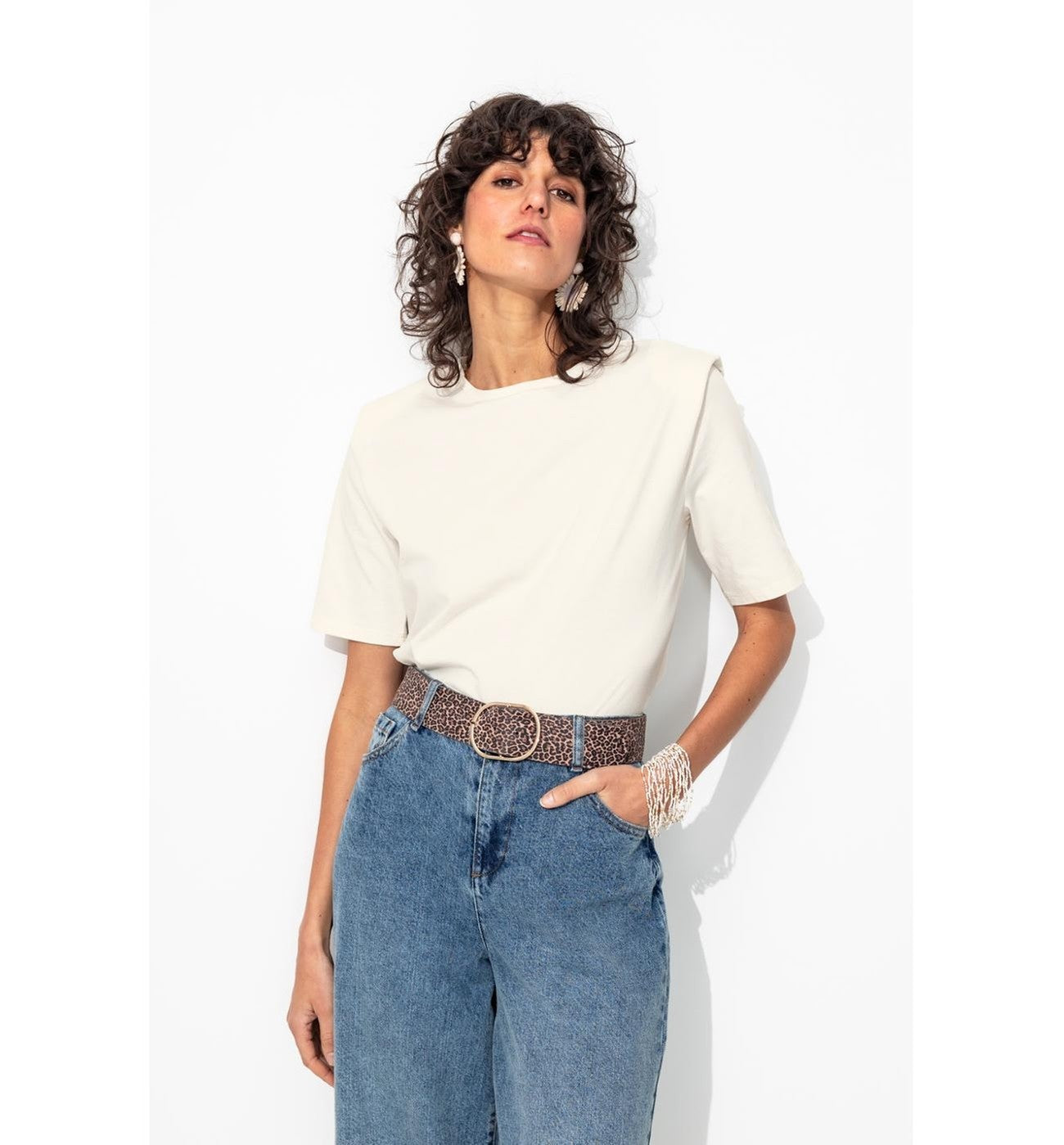 Camiseta con hombreras para mujer - Un solo color Natural Claro