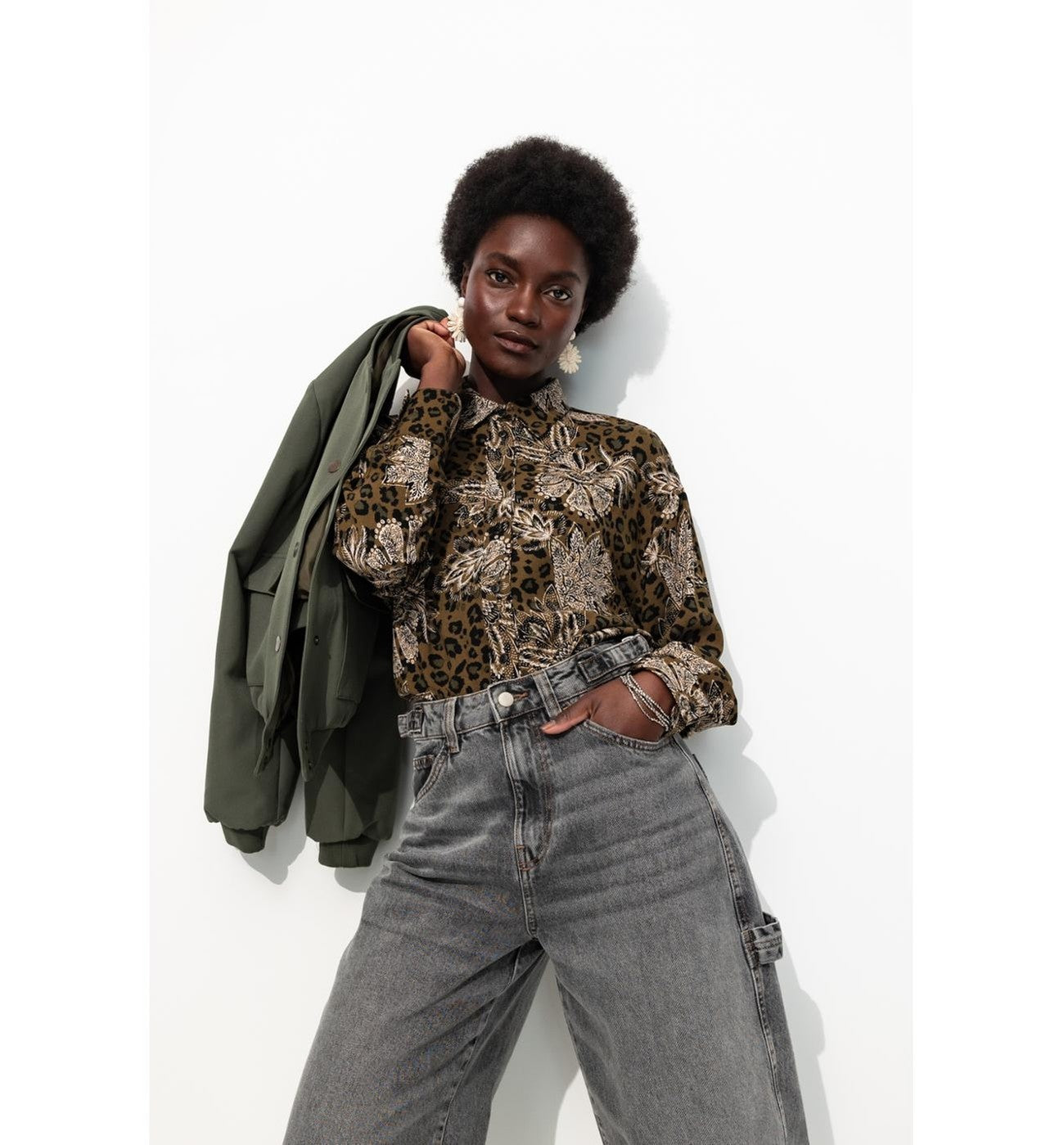 Camisa Estampada Ecodiseñada - Estampado Caqui