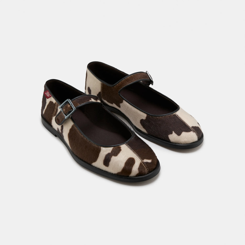 merceditas veganas con estampado de vaca 