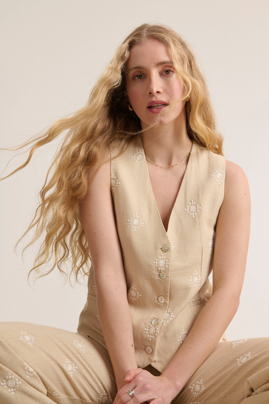 Vic Jacket - Beige