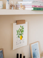 Raisin Poster Holder