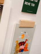 Raisin Poster Holder