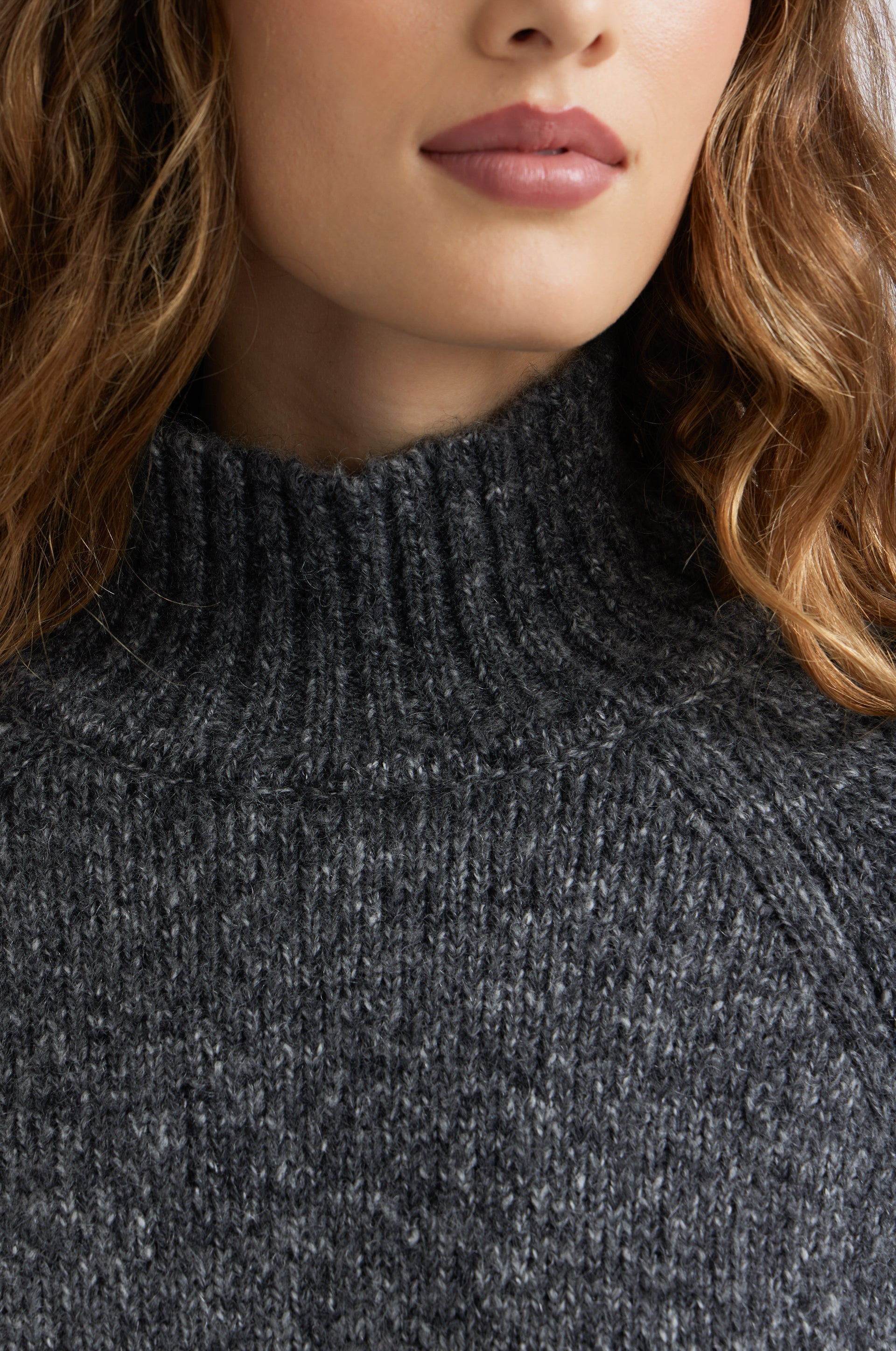 Wood Roll Neck - Ecru