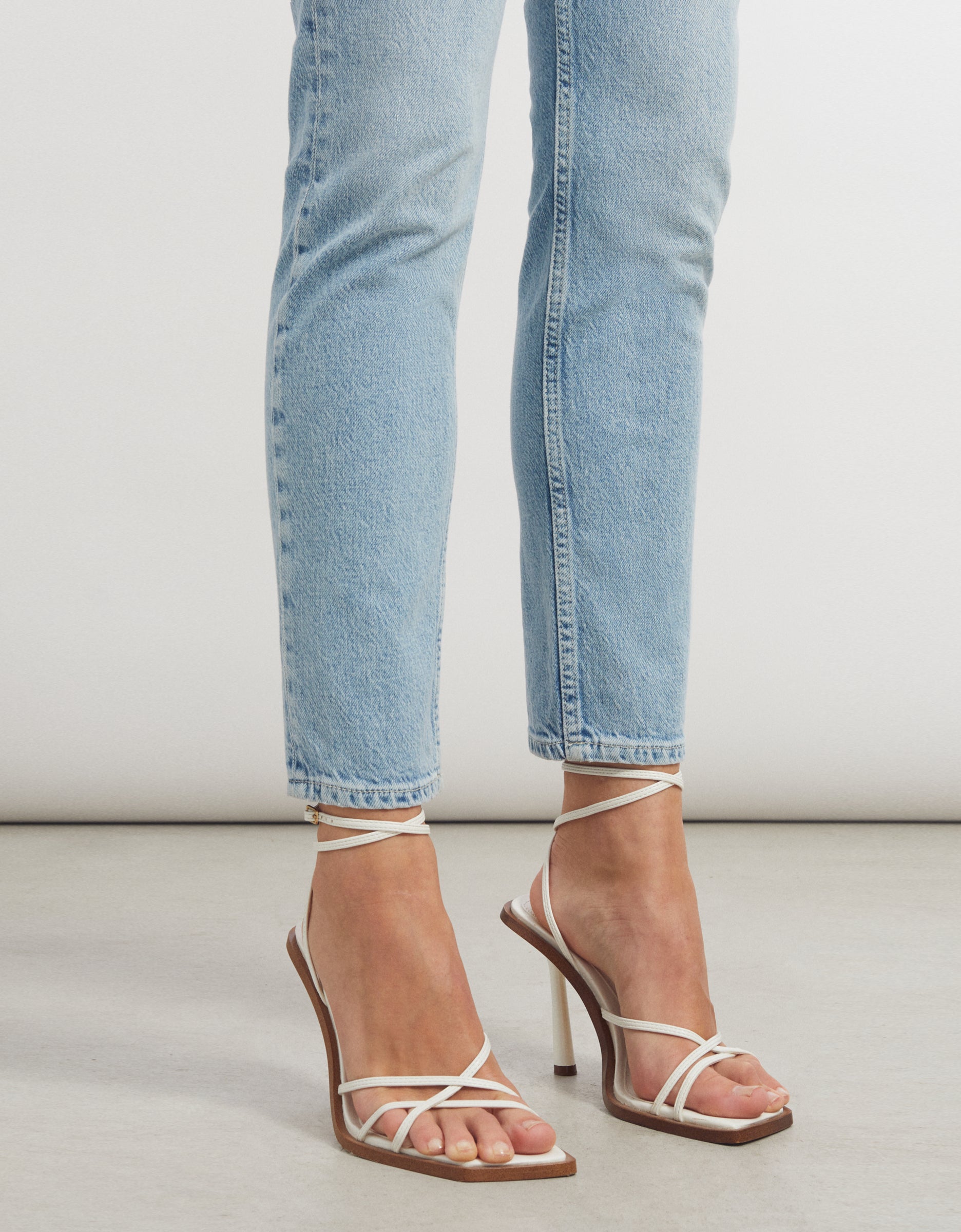 Jean Mom Harry - Denim B-452 - Mujer