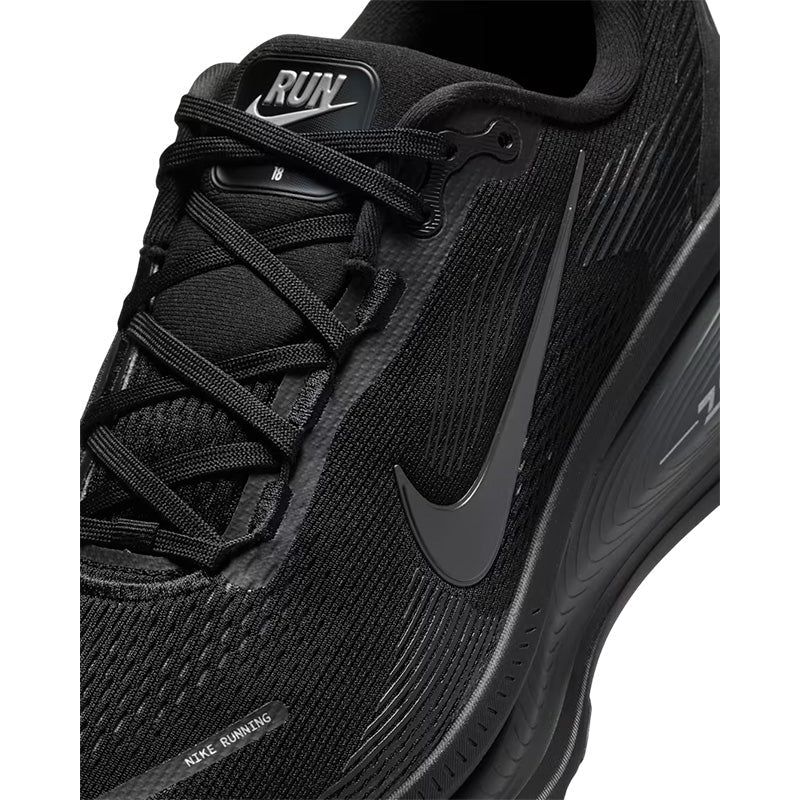 Baskets Homme Nike Vomero 18