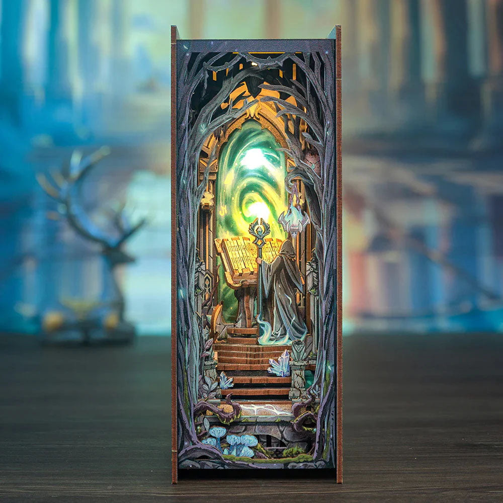 Book Nook - Wonderland Gate