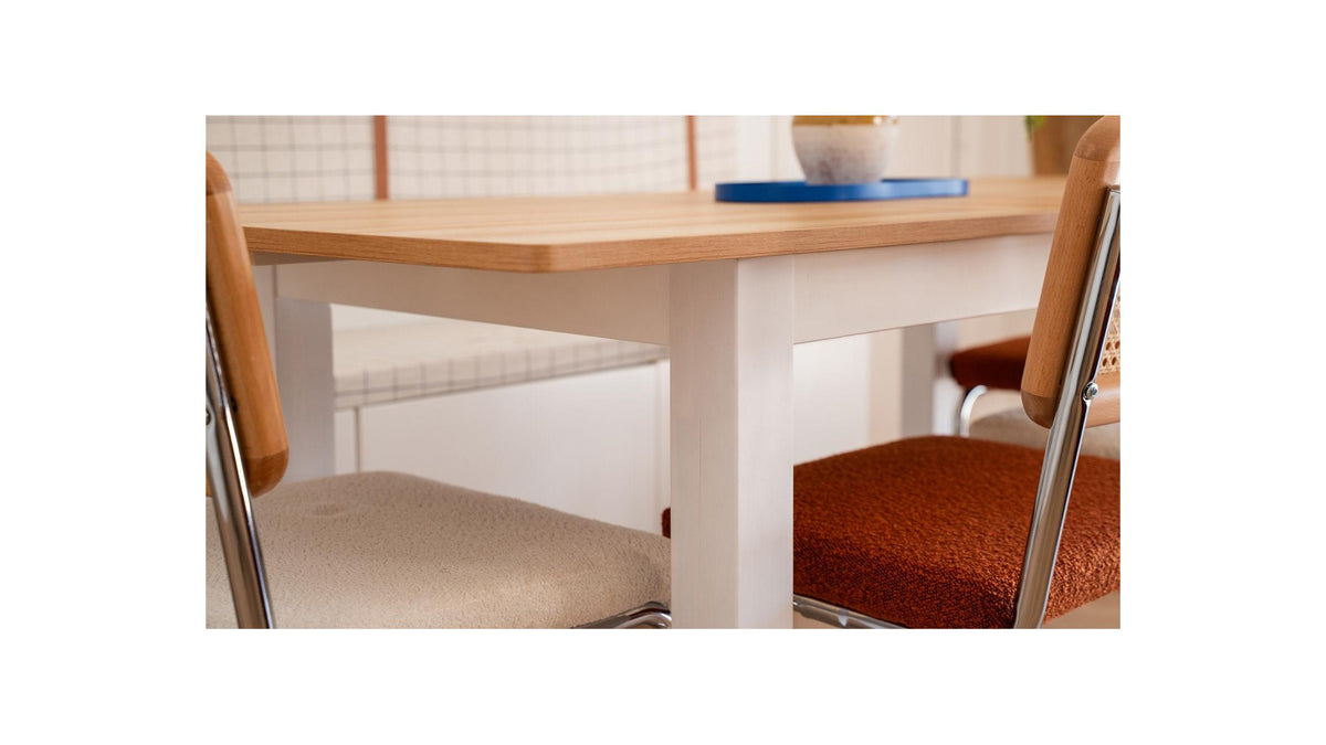 Lexi - Table à Manger Extensible Effet Bois 6/8 Personnes, Piètement 140/180 cm - Blanc