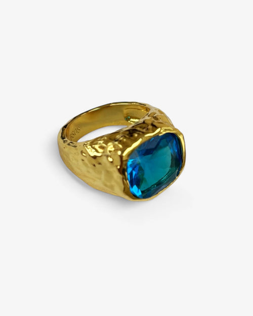 Cleo ring
