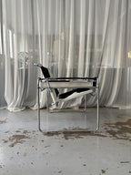 Fauteuil " Wassily" Par Marcel Breuer Pour Gavina