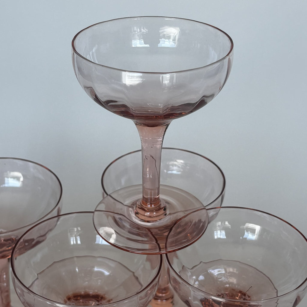 Ensemble De 12 Verres À Pied Rose