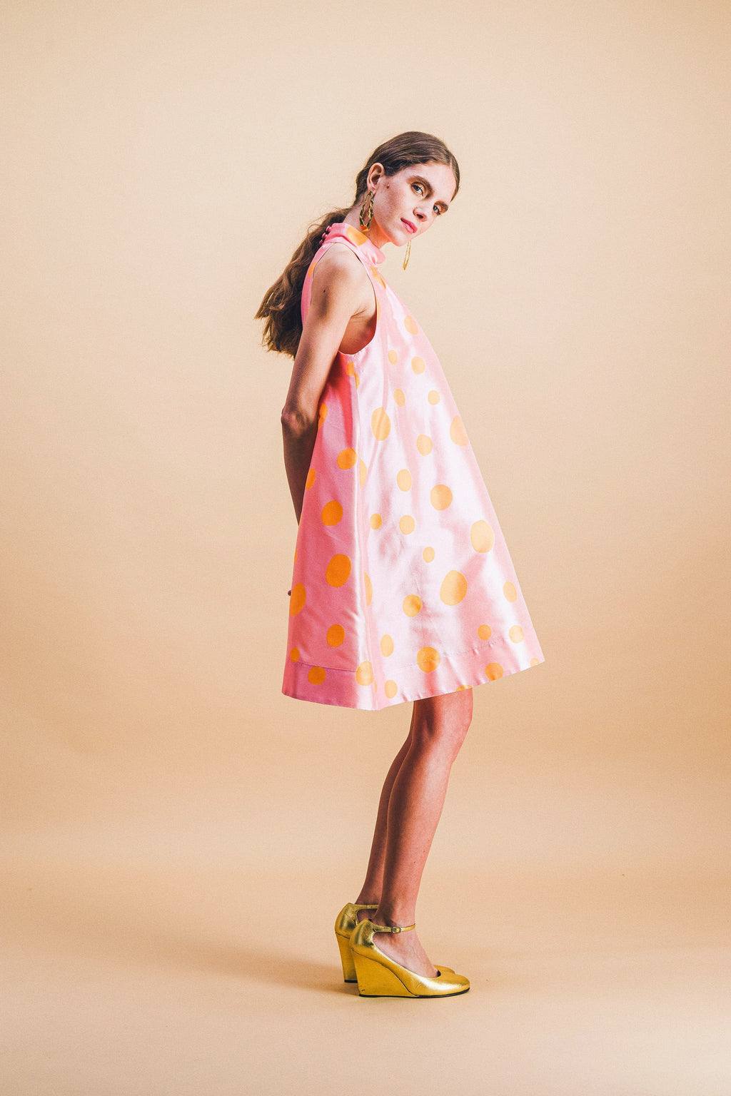 Vestido Paule con lunares oscilantes