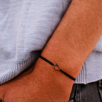 Pulsera Q - Dorado - Negro