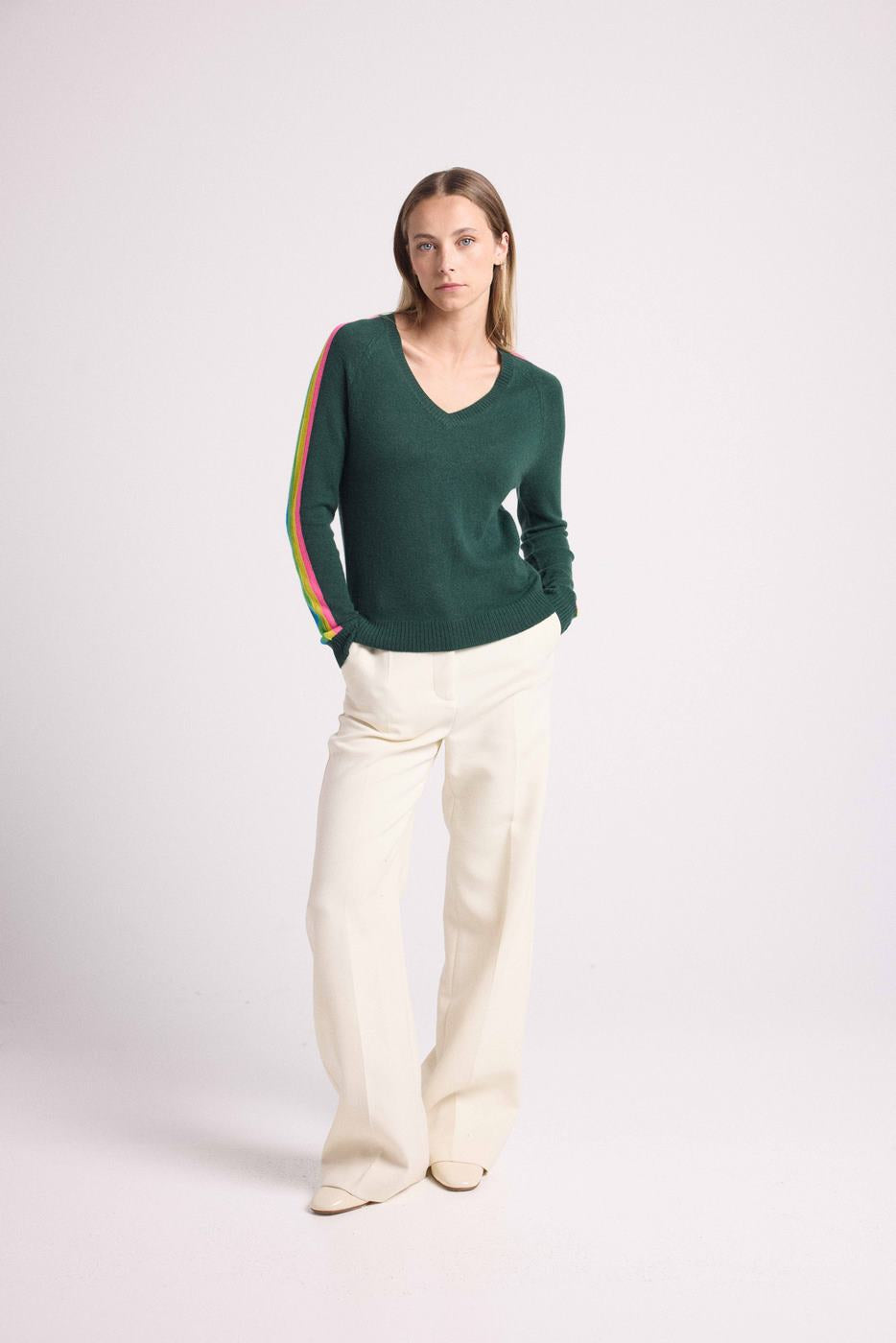 Pull Col V Bandes Arc En Ciel Manches Java - Vert Bouteille