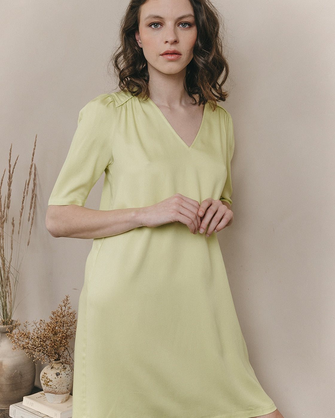 Vestido Corto Jinette - Kiwi