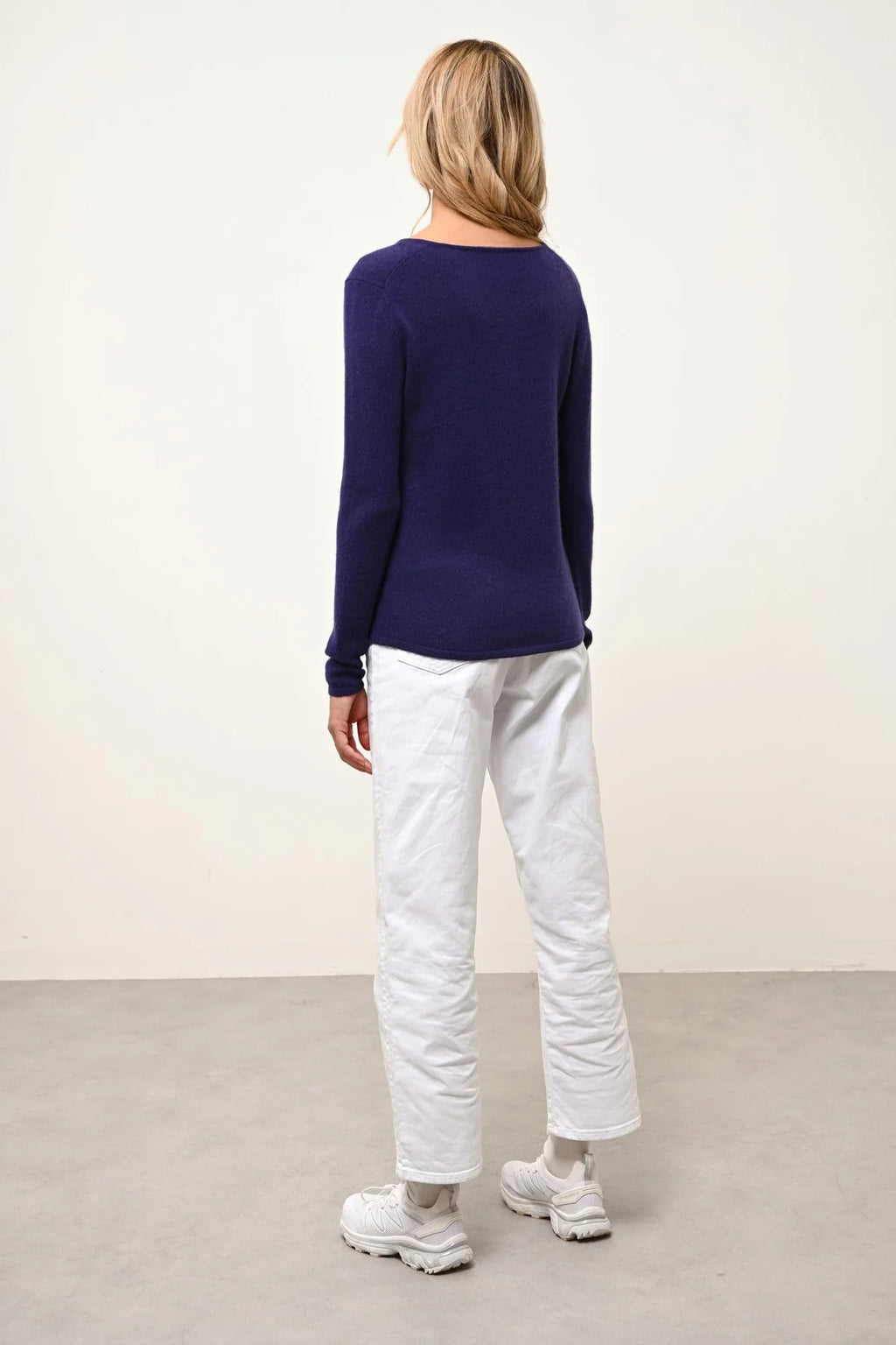 V-halset strik - Joan - Purple