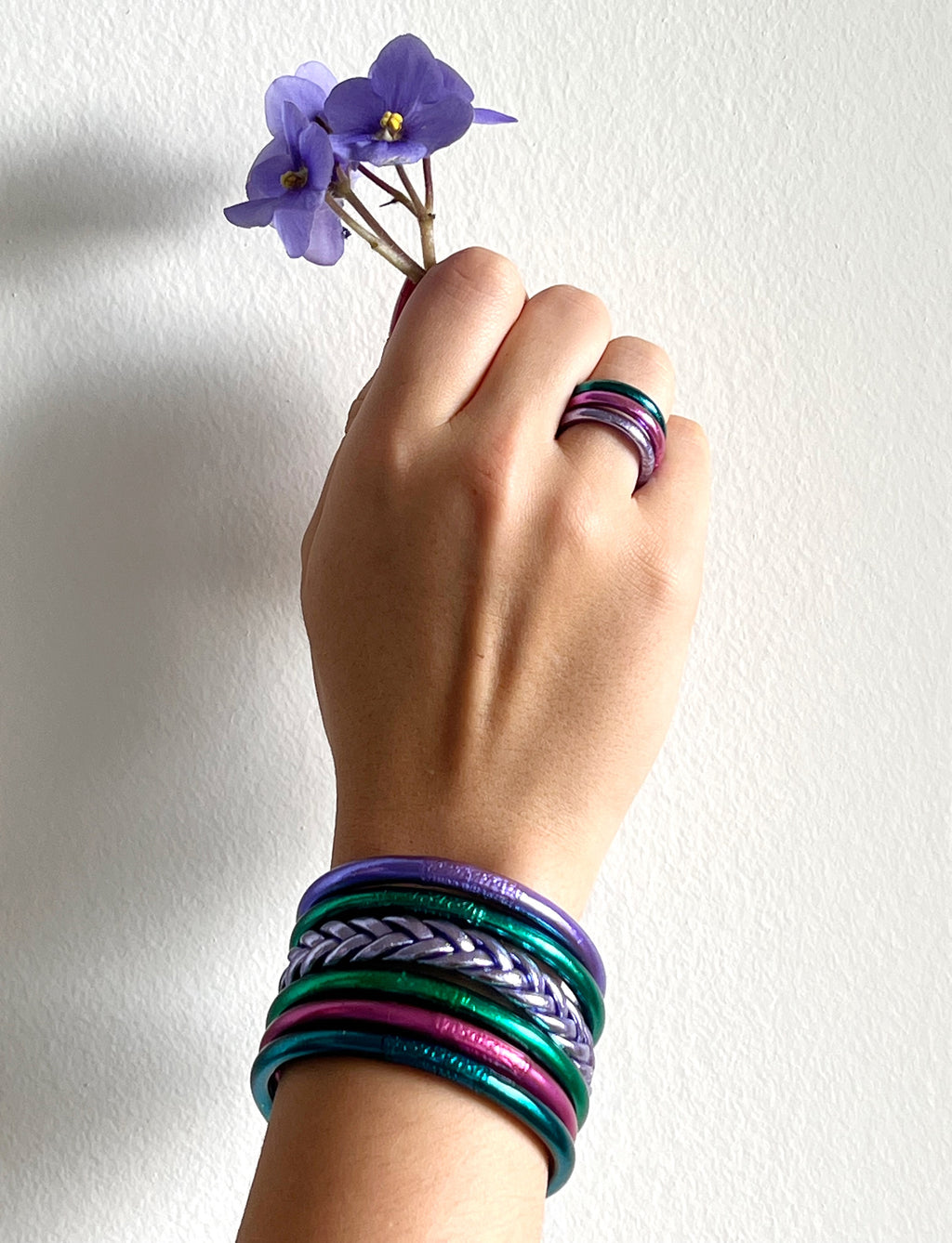 Buddhist Mantra Bangle Very Peri