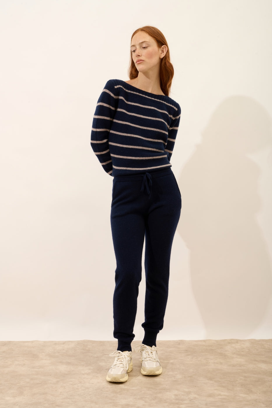 Spodnie dresowe - Wendy - Navy