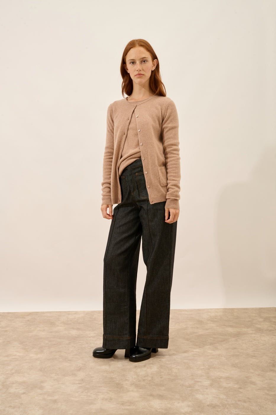 Cardigan med rund hals - Katharine - Meleret kamel
