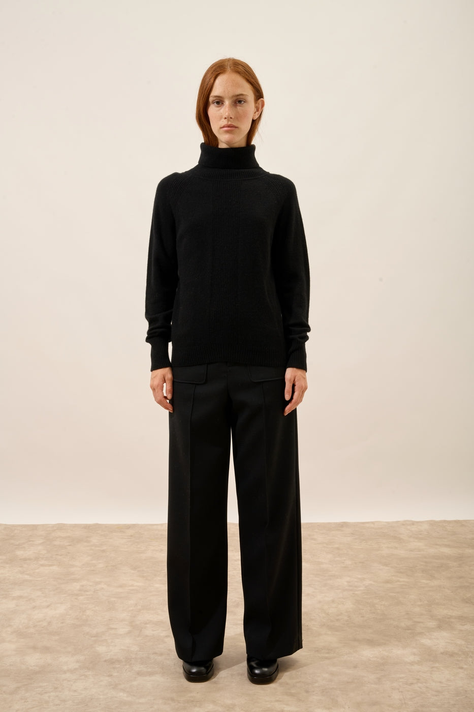 Sweter z golfem – Lilly – Czarny