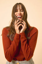 Round Neck Sweater - Jane - Squirrel