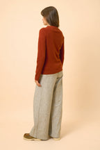 Round Neck Sweater - Jane - Squirrel