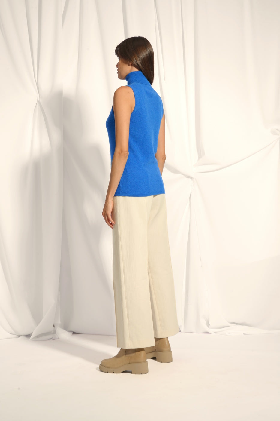 Sleeveless Turtleneck Sweater - Purple - Electric Blue